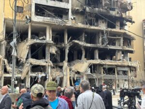 جولة إعلامية للاطلاع عن حجم الدمار الذي خلفه العدوان الإسرائيلي في ضاحية بيروت الجنوبية