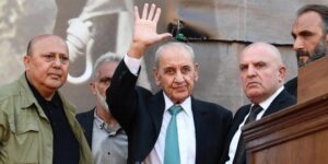 بري بمناسبة المولد النبوي الشريف:نتطلّع بأمل إلى أن تكون مناسبة المولد لهذا العام محطةً لاستعادة وتجسيد سيرة خير البشر النبي العربي محمد 1 نبيه بري
