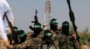 الناطق باسم القسام أبو عبيدة:عناصرنا سيلقنون الغزاة دروسا قاسية 1 كتائب القسام: استهدفنا دبابة صهيونية من نوع ميركافا بقذيفة الياسين 105 شرق مخيم جباليا شمالي قطاع غزة