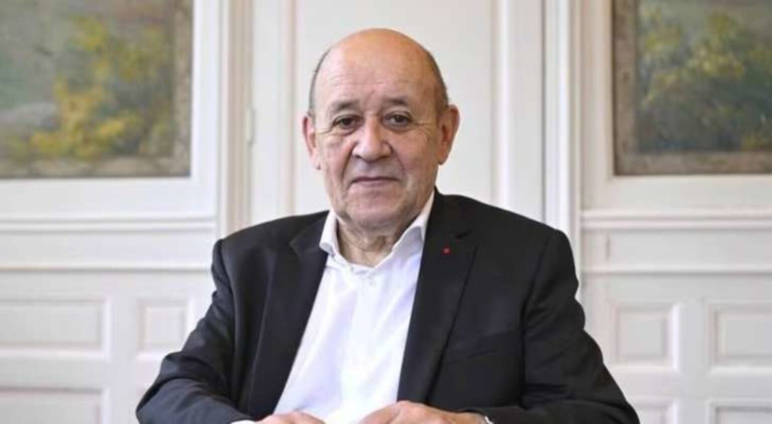 إنتهاء زيارة المبعوث الفرنسي جان ايف لودريان الى لبنان دون نتائج تذكر