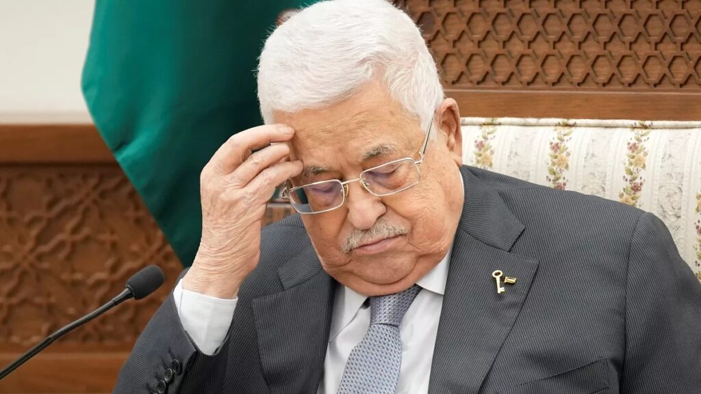 دلالات انتقادات السلطة الفلسطينية المتكررة لطوفان الأقصى: عباس سكت دهراً ونطق كفراً