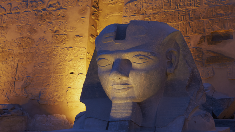 العثور على تابوت أعظم فرعون مصري! 3 العثور على تابوت أعظم فرعون مصري!