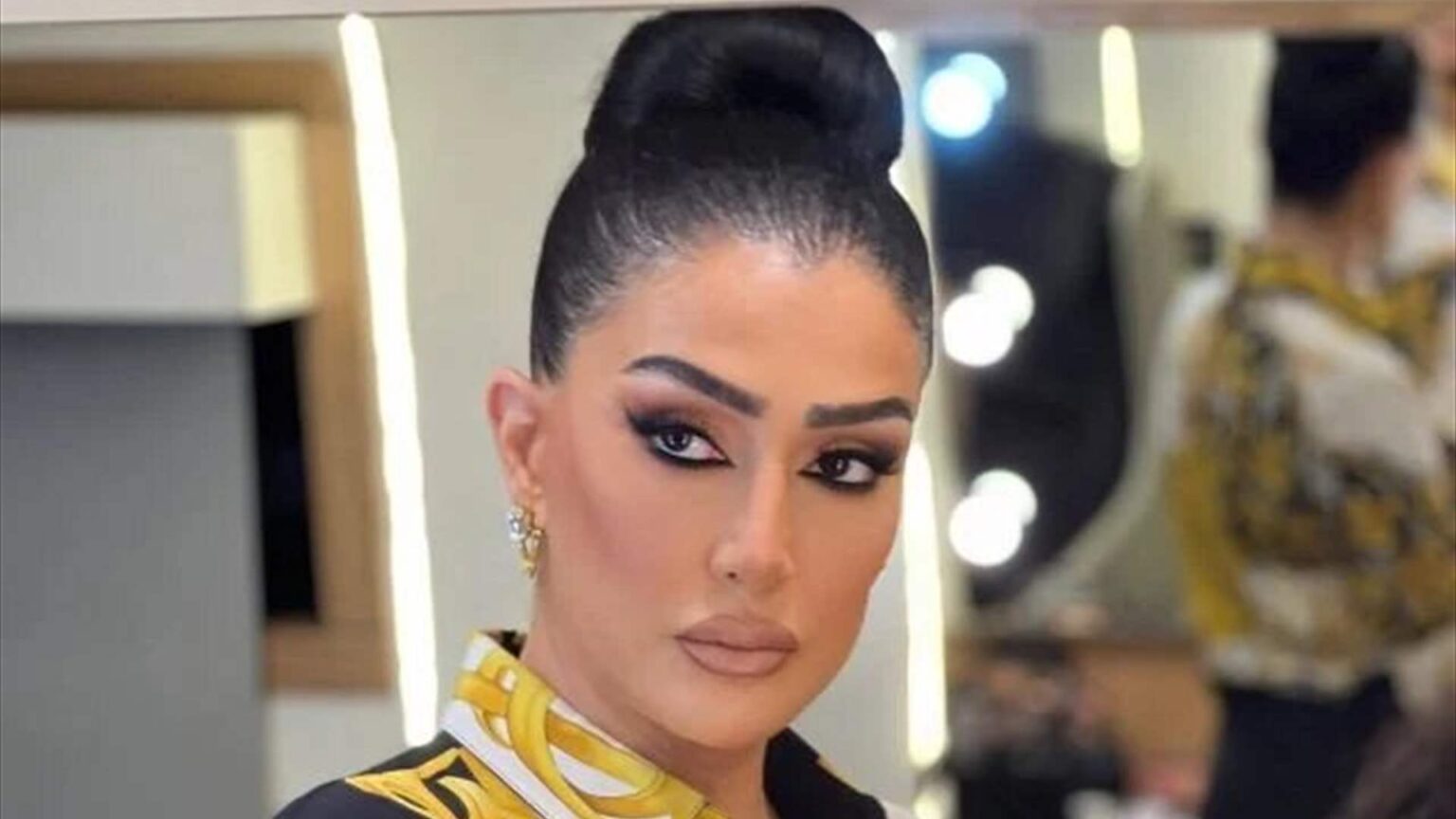 بالفيديو.. إطلالة عبد الرازق تثير الجدل بالفيديو.. إطلالة عبد الرازق تثير الجدل