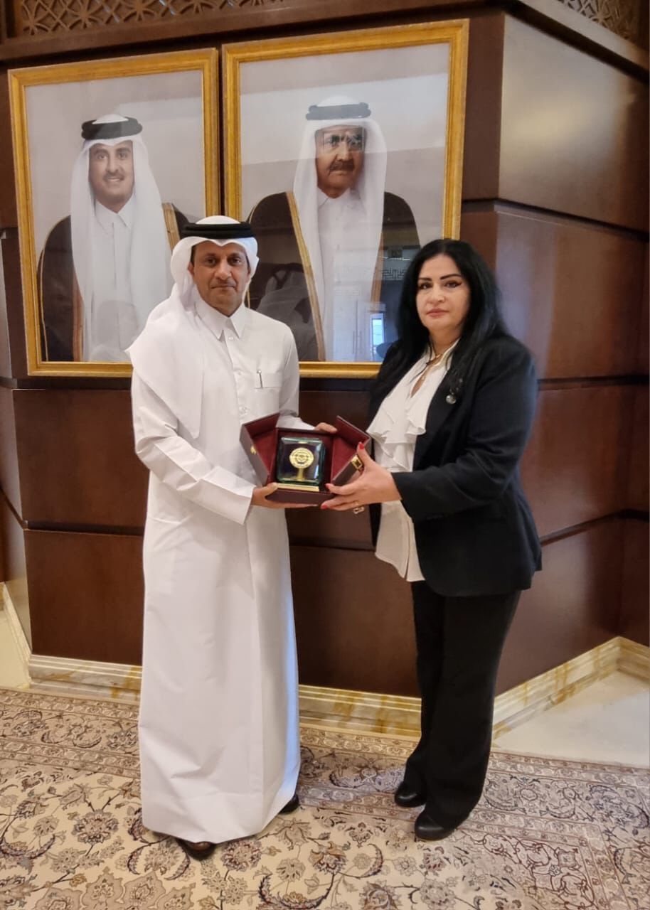 "المجلس الإنمائي العربي للمرأة والأعمال" يمنح سمو الشيخة المياسة آل ثاني وسام "بصمة قائدة عربية" 8 "المجلس الإنمائي العربي للمرأة والأعمال" يمنح سمو الشيخة المياسة آل ثاني وسام "بصمة قائدة عربية"