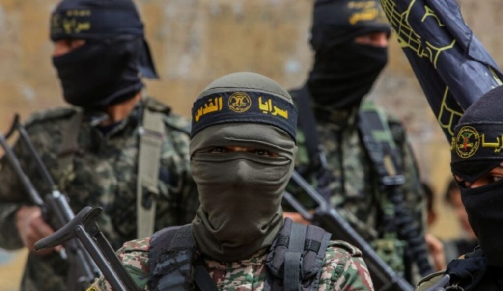 سرايا القدس: القوة الصاروخية في سرايا القدس قصفت الأحد الماضي بصواريخ (بدر 3 ) مدينتي "أسدود" و"عسقلان" المحتلتين رداً على جرائم العدو الصهيوني بحق أبناء شعبنا الفلسطيني. #طوفان_الأقصى 3 سرايا القدس: القوة الصاروخية في سرايا القدس قصفت الأحد الماضي بصواريخ (بدر 3 ) مدينتي "أسدود" و"عسقلان" المحتلتين رداً على جرائم العدو الصهيوني بحق أبناء شعبنا الفلسطيني. #طوفان_الأقصى