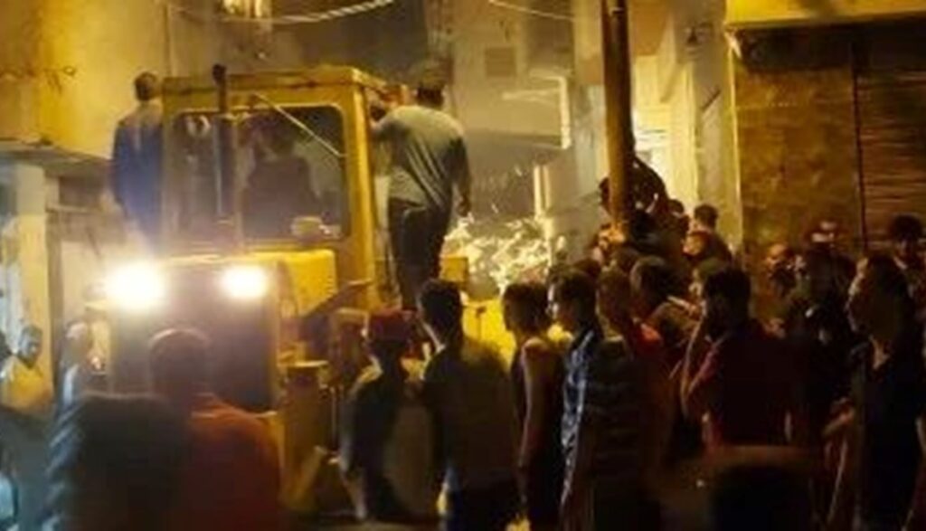 بالفيديو.. إنهيار مبنى في مصر