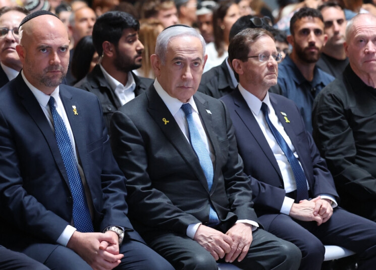 نتنياهو مُغتبط مع تصاعد اللهيب 3 نتنياهو مُغتبط مع تصاعد اللهيب