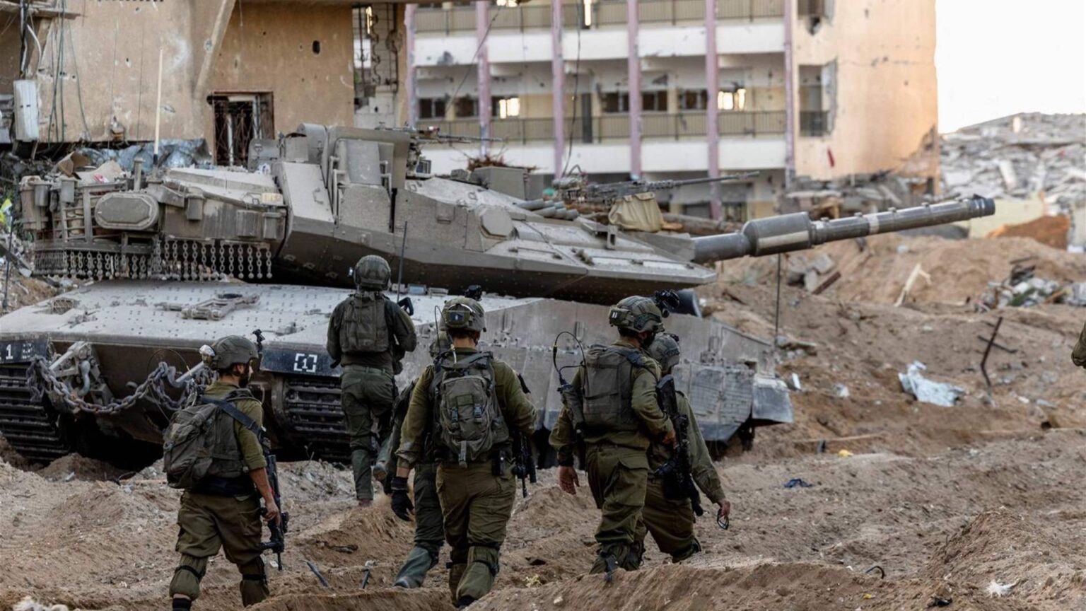 "سانا": 4 آليات عسكرية تابعة للجيش الإسرائيلي انطلقت من نقطة العدنانية وتوغّلت باتجاه قرية العجرف في ريف القنيطرة