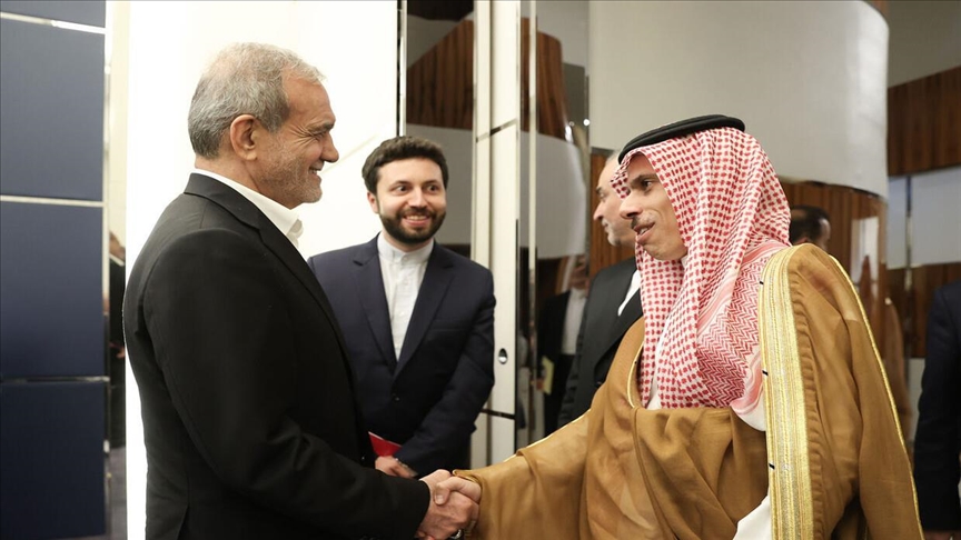 ايران تعمل مع السعودية وقطر ودول اخرى لوقف العدوان الاسرائيلي.. شيباني: لا نتفاوض عن لبنان والحكومة برئاسة ميقاتي صديقة 3 ايران تعمل مع السعودية وقطر ودول اخرى لوقف العدوان الاسرائيلي.. شيباني: لا نتفاوض عن لبنان والحكومة برئاسة ميقاتي صديقة