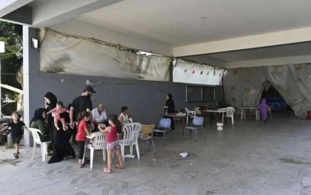 العدو الإسرائيلي يرفض عودة النازحين… ويعمل للفتنة الداخليّة العدو الإسرائيلي يرفض عودة النازحين... ويعمل للفتنة الداخليّة