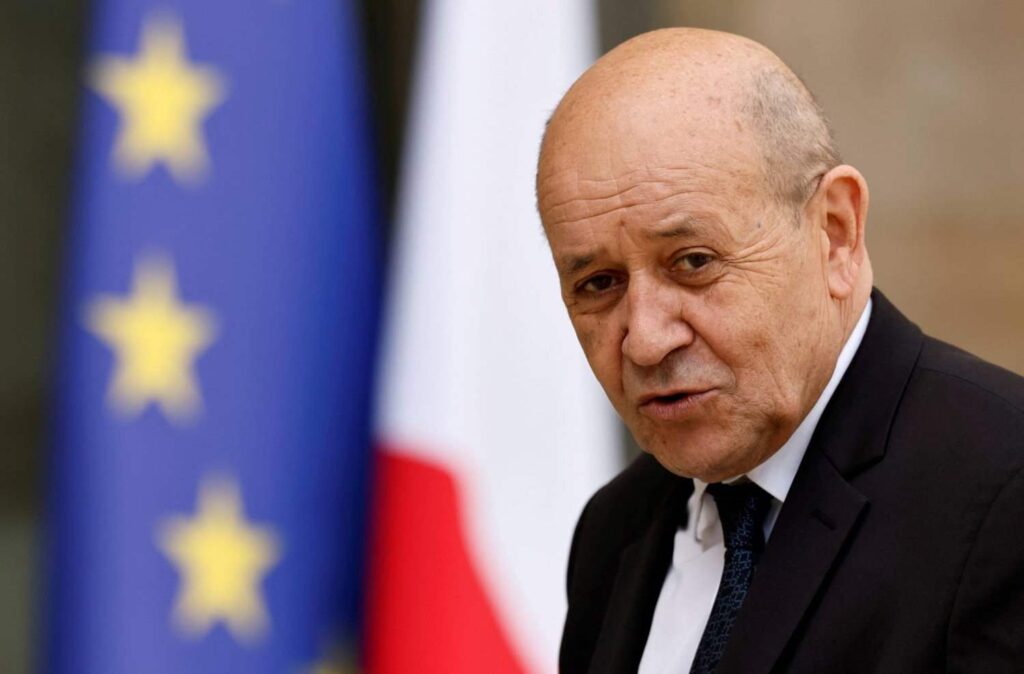 التصعيد جنوباً يُصعّب مُهمّة لودريان غداً في بيروت...هل يحمل حلولاً ديبلوماسيّة؟
