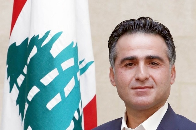 وزير الأشغال يلتقي رئيس جمعية "قولنا والعمل" 3 وزير الأشغال يلتقي رئيس جمعية "قولنا والعمل"