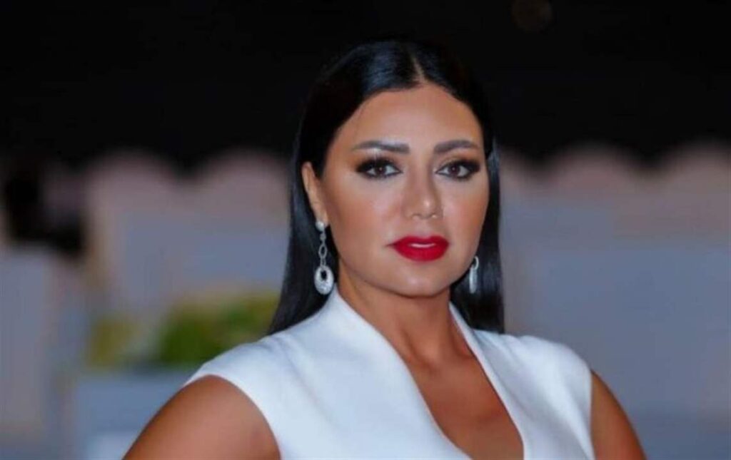 بالفيديو.. رانيا يوسف ترقص في عيدها