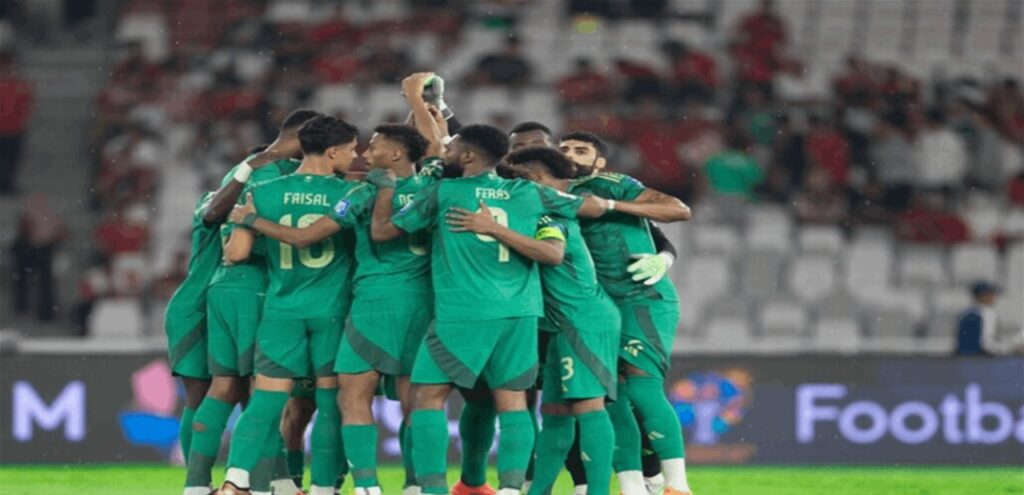 من سيرافق البحرين إلى نصف نهائي "خليجي 26".. السعودية أم العراق؟