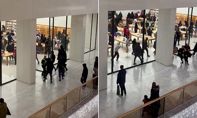 بالفيديو: في مشهد صادم… عصابة مراهقين تقتحم متجر “آبل” في لندن بعملية سرقة جريئة! بالفيديو: في مشهد صادم... عصابة مراهقين تقتحم متجر "آبل" في لندن بعملية سرقة جريئة!