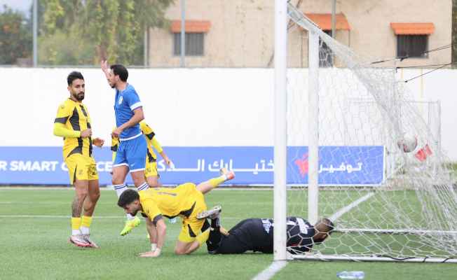 العهد والصفاء يتقاسمان صدارة الدوري اللبناني 3 العهد والصفاء يتقاسمان صدارة الدوري اللبناني