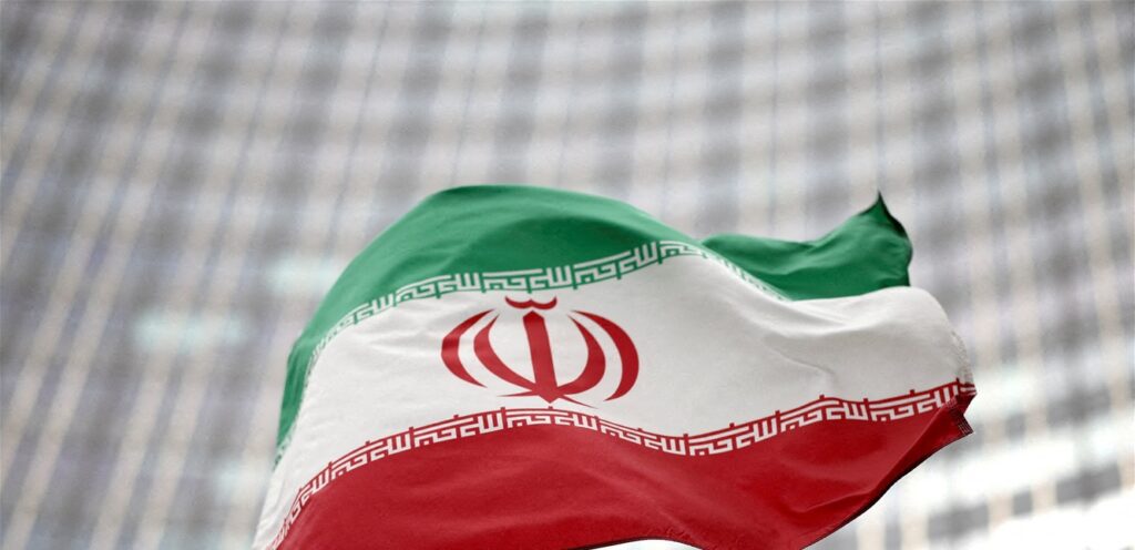 بعد منع مواطنيها من دخول سوريا.. إيران تعلق