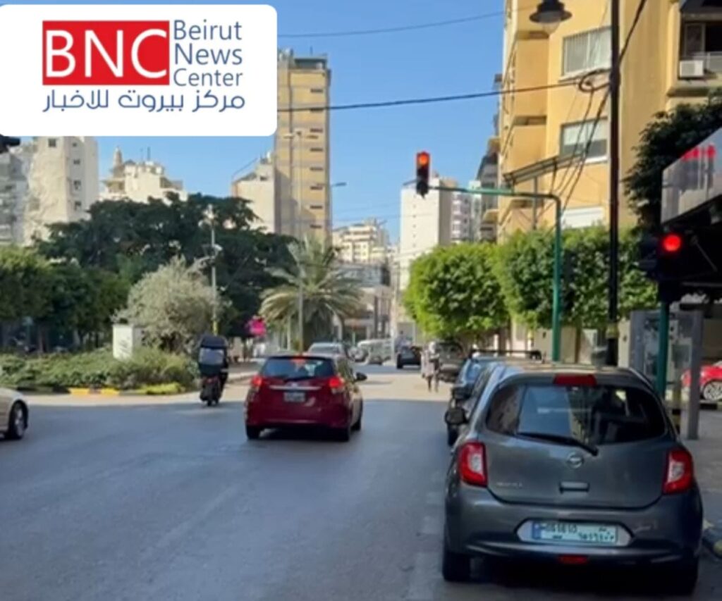 بالفيديو.. اللبناني لا يحترم الإشارة الحمراء