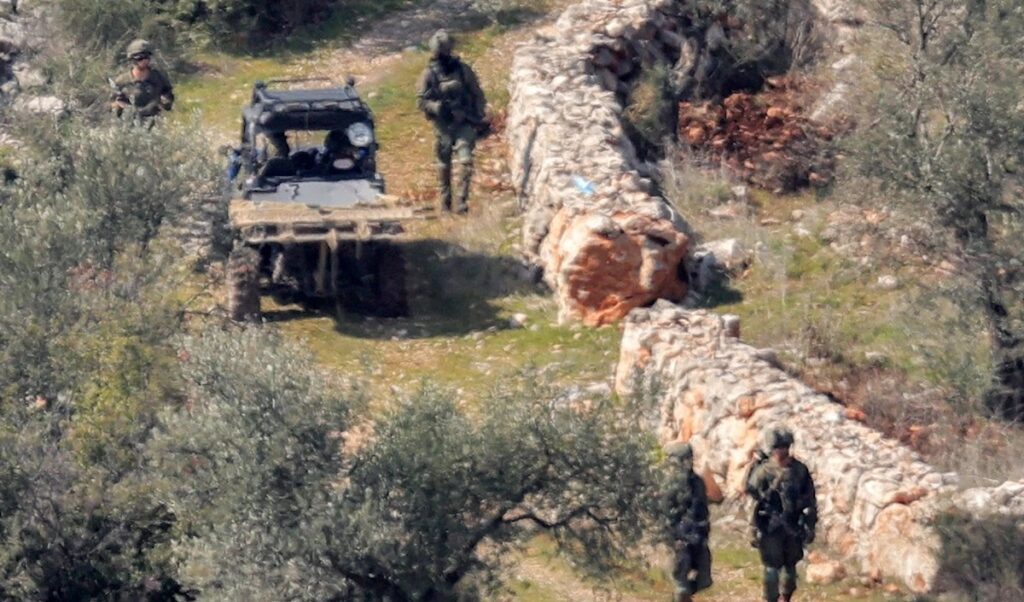 الإحتلال باقٍ بعد «الانسحاب»: مناطق متحفظ عليها وأخرى عازلة
