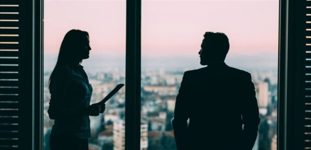 بين النساء والرجال.. من الأكثر نطقا للكلام؟ بين النساء والرجال.. من الأكثر نطقا للكلام؟