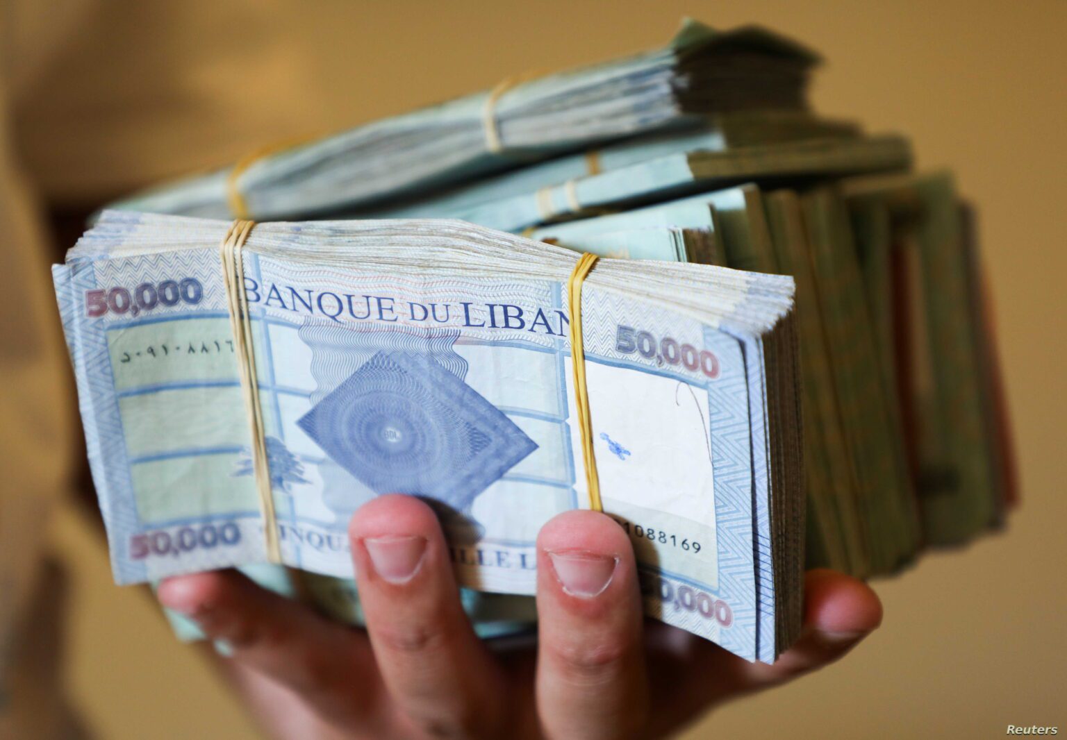 الطريق للخروج من الأزمة الاقتصادية.. الركائز عبر قناة يوتيوب الزميلة ندى اندرواس