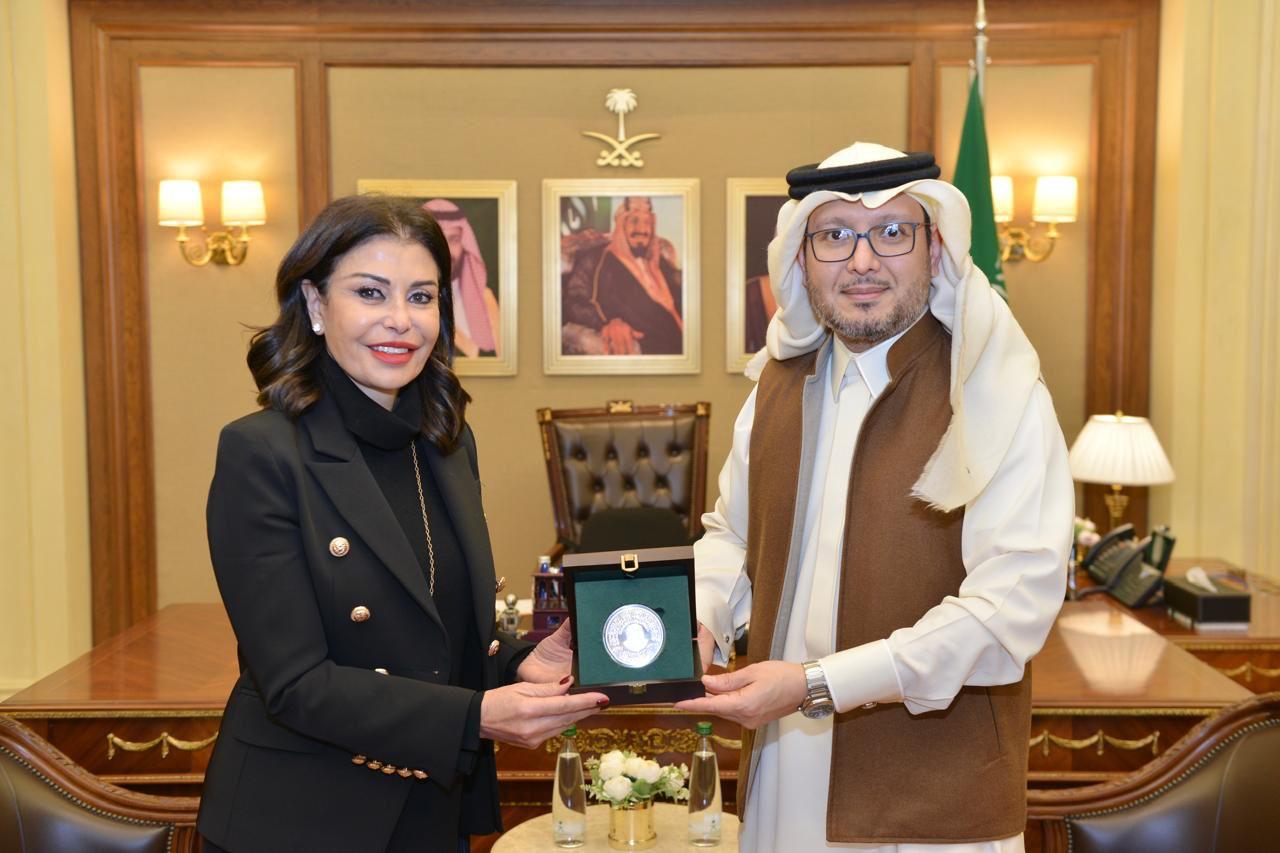 البخاري إطّلع من الخليل على نشاطات بيروت ماراثون وتلقى دعوة لحضور سباق ماراثون بيروت لعام 2025 3 البخاري إطّلع من الخليل على نشاطات بيروت ماراثون وتلقى دعوة لحضور سباق ماراثون بيروت لعام 2025