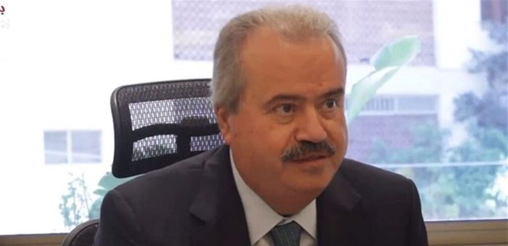 وفد تجمع موظفي وزارة المالية سلم جابر مطالبه لدراستها