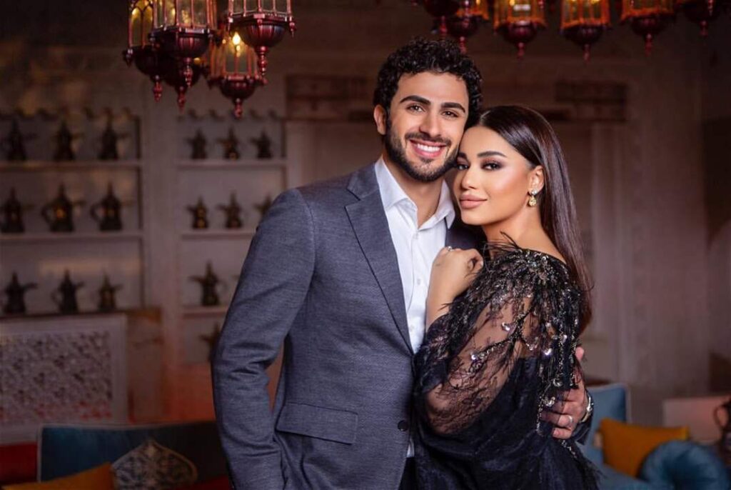 بالصور.. رحمة رياض وزوجها يحتفلان بعيد ميلاد ابنتهما