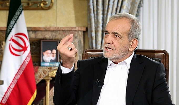 الرئيس الإيراني: نقل العاصمة من طهران ضرورة حتمية