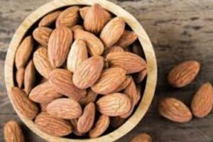 فوائد اللوز