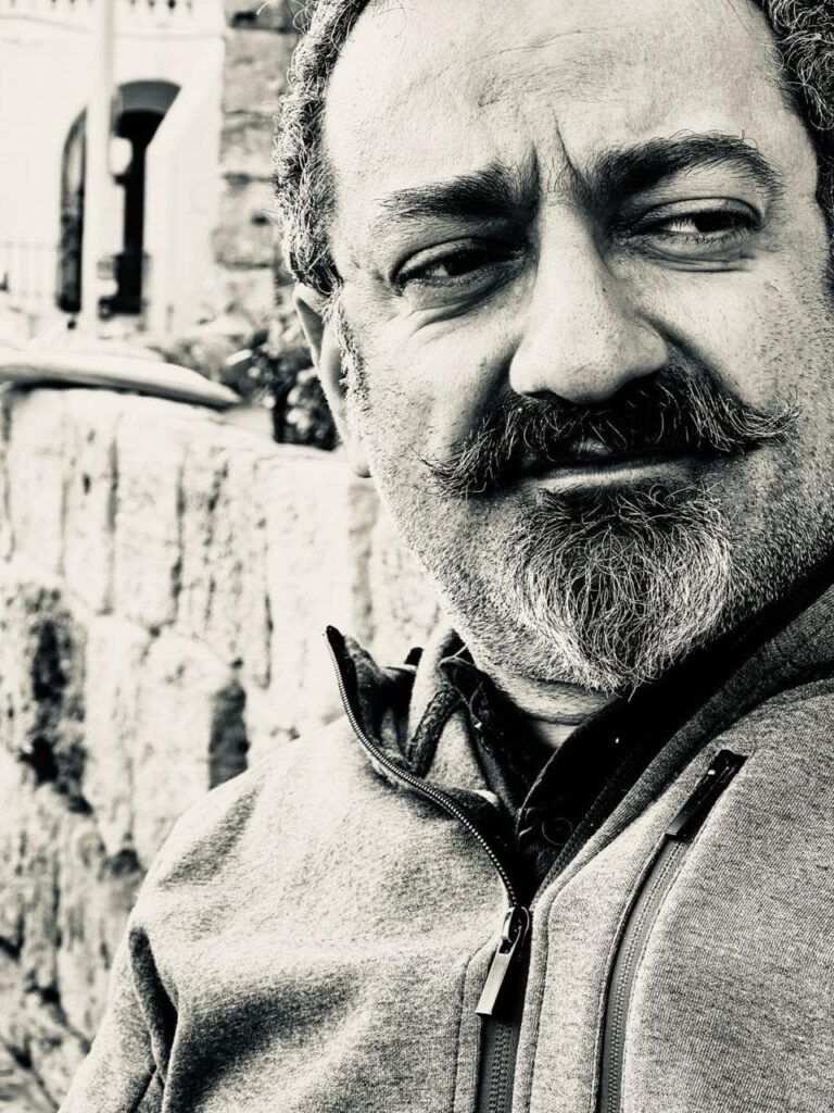 جورج خباز يصوّر مسلسلاً عالمياً في جزر الكاناري في إسبانيا