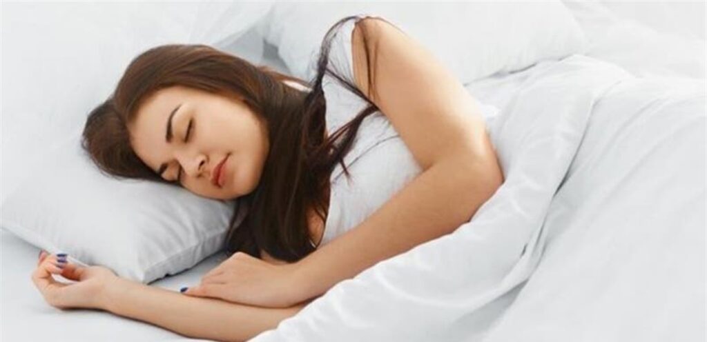 أطعمة غنية بالمغنيسيوم تساعدك على النوم