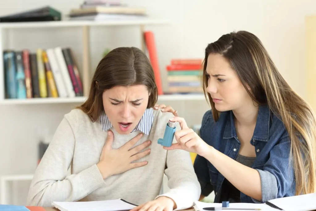 أي أمراض يمكن أن ترتبط بضيق التنفس؟ أي أمراض يمكن أن ترتبط بضيق التنفس؟
