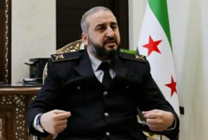 وزير الدفاع السوري:الضباط المنشقون حريصون على بناء القوات المسلحة وعلى خدمة البلد ونعمل على استقطابهم