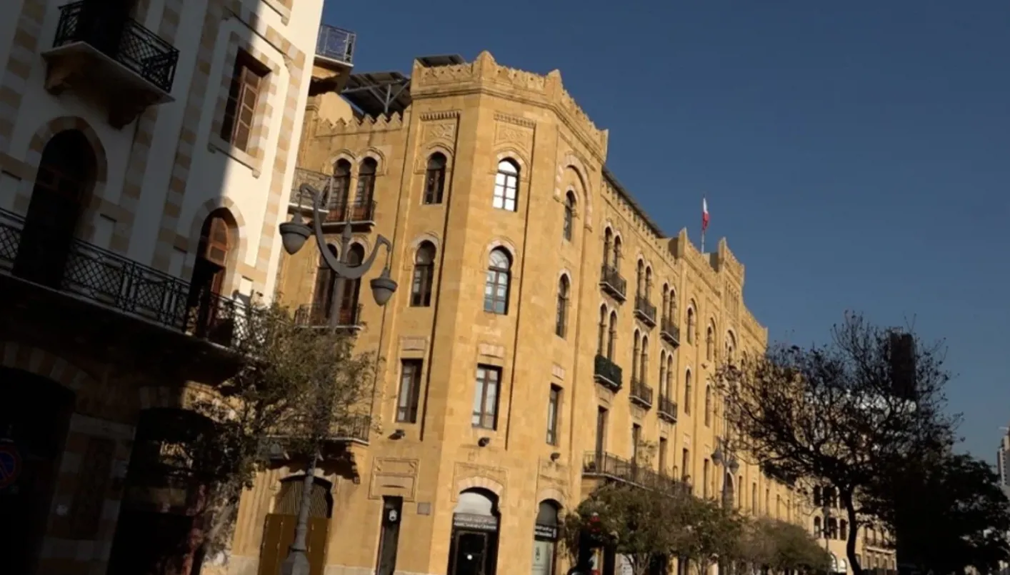كيف تبني البلديات موازناتها؟ وهل يحق لها فرض رسوم إضافية؟ 1 كيف تبني البلديات موازناتها؟ وهل يحق لها فرض رسوم إضافية؟