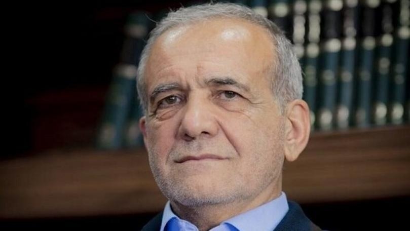 وكالة “تسنيم”: بزشكيان قال لبوتين خلال اتصالهما الهاتفي إن إيران لم ولن تسعى إلى صنع أسلحة نووية الرئيس الإيراني: للاستماع إلى «المطالب المشروعة» للمتظاهرين