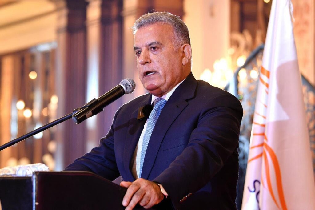 بالفيديو والصور.. اللواء عباس إبراهيم يرعى حفل تخرّج 70 طالبًا وطالبة في "فينيكس إنترناشونال سكول": من بين الركام تولد الأمم ومن بينكم يولد لبنان الجديد