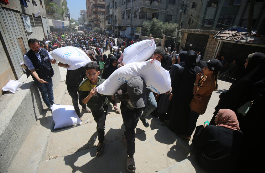 فضيحة في غزة: مخدرات تُهرّب ضمن مساعدات أمريكية - إسرائيلية! 1 فضيحة في غزة: مخدرات تُهرّب ضمن مساعدات أمريكية - إسرائيلية!