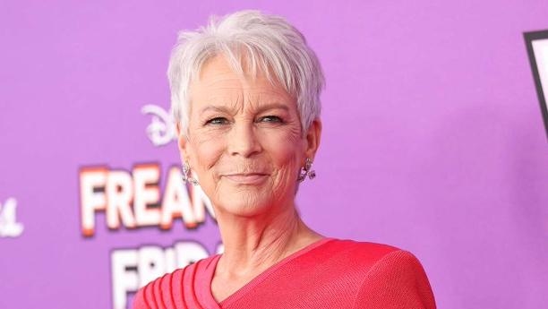 بعد مسيرة سينمائية قاربت على نصف قرن… كيف تحدثت جيمي لي كورتيس عن الاعتزال؟ بعد مسيرة سينمائية قاربت على نصف قرن... كيف تحدثت جيمي لي كورتيس عن الاعتزال؟