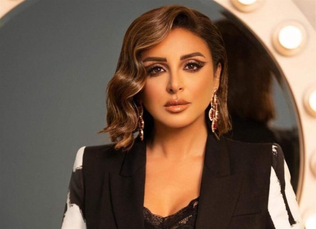 صورة جديدة لـ انغام من المستشفى بعد الحديث عن ازالتها ورم من البنكرياس