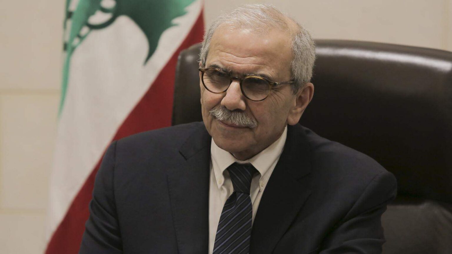 جلستان لمجلس الوزراء الأسبوع المقبل: بسط سيادة الدولة ووقف الأعمال العدائية على جدول الأعمال