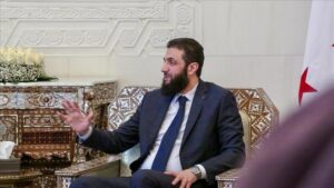 مصدر سوري ينفي اجتماع الشرع مع مسؤولين إسرائيليين