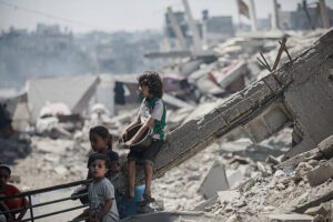 إسرائيل تتسلم جرافات "أميركية" لهدم منازل الفلسطينيين