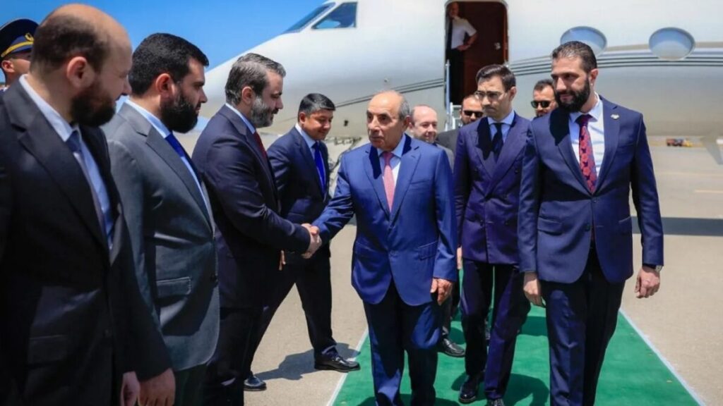 لقاء يجمع مسؤولين سوريين وإسرائيليين في باكو لقاء يجمع مسؤولين سوريين وإسرائيليين في باكو