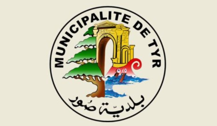 بلدية صور تباشر بحملة إزالة السيارات المهملة والمتضررة من المدينة بلدية صور تباشر بحملة إزالة السيارات المهملة والمتضررة من المدينة