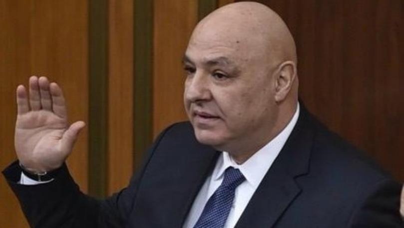 العهد في مواجهة التحديات: بين خطاب القسم والضغوط الإقليمية 3 العهد في مواجهة التحديات: بين خطاب القسم والضغوط الإقليمية