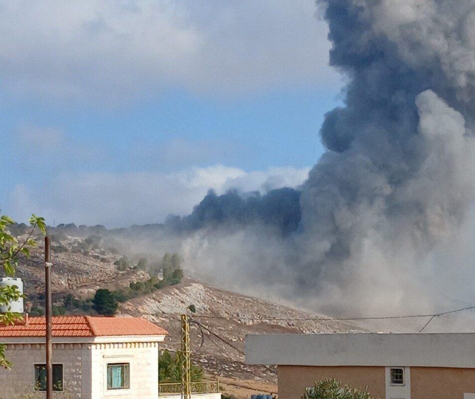 جيش العدو: هجماتنا في جنوب لبنان استهدفت البنية التحتية السرية لـ”حزب الله” 3 جيش العدو: هجماتنا في جنوب لبنان استهدفت البنية التحتية السرية لـ”حزب الله”