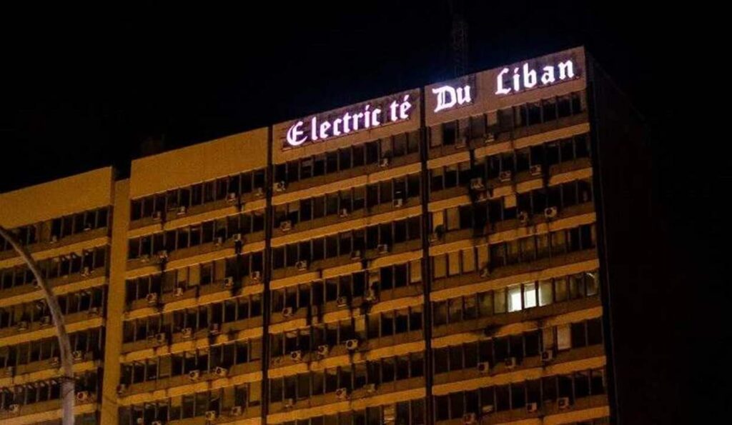 بعد انقطاع دام 3 أيام الكهرباء ستصل تدريجيا الى بيوتكم بعد انقطاع دام 3 أيام الكهرباء ستصل تدريجيا الى بيوتكم