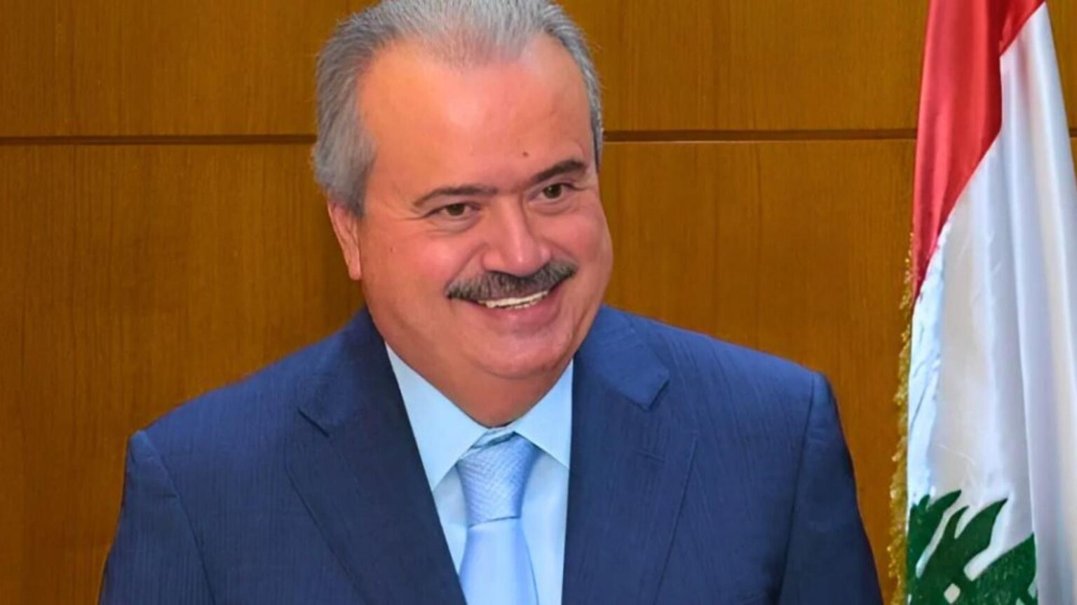 قرار لوزير المال حول ضريبة الرواتب والأجور