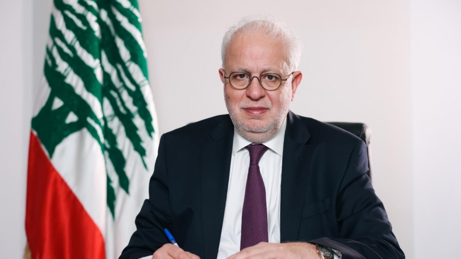 وزير العدل عادل نصار: لا دولة مكتملة الأوصاف ما لم نصل إلى الحقيقة والمحاسبة وانفجار 4 آب جريمة وكارثة إنسانية والدولة ملزمة أن تؤمنّ أجوبة حول ما حصل ولا بدّ للملف أن يصل إلى النهاية